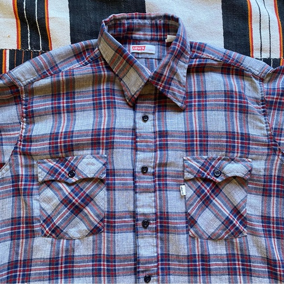 Vintage Levi’s 80’s Button up Men’s Shirt. USA. Size XL. - Picture 11 of 16